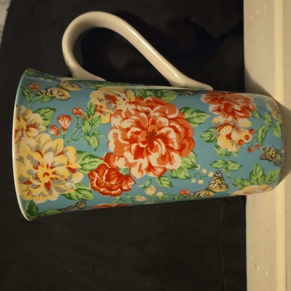 Large 6.5" Kent Pottery Ashley Grace Coffee Mug, Floral, Butterflies - Picture 3 of 3